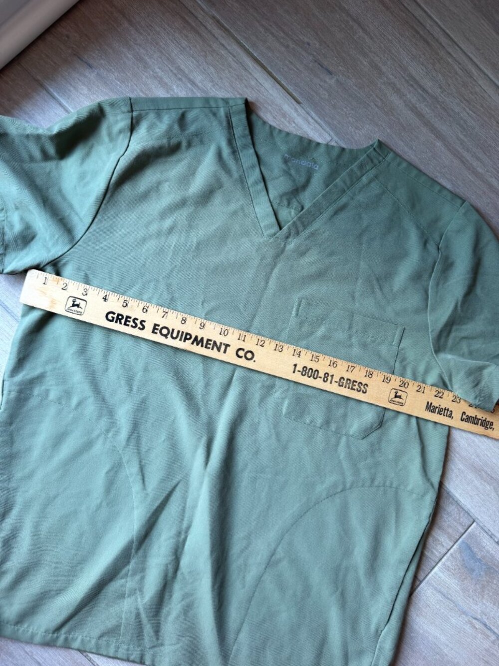 Mandala Army Green Scrub Set - V-Neck Top & Cargo Bottoms - Women's Size L - Picture 7 of 13